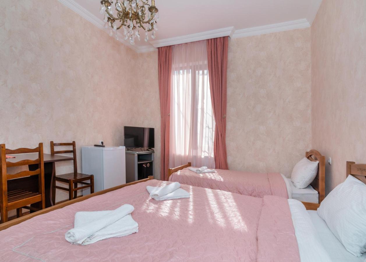 Hotel Gogichas Tower Bordżomi Zewnętrze zdjęcie